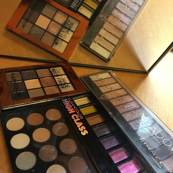 Bundle of Used Eyeshadow - Picture 7 of 7